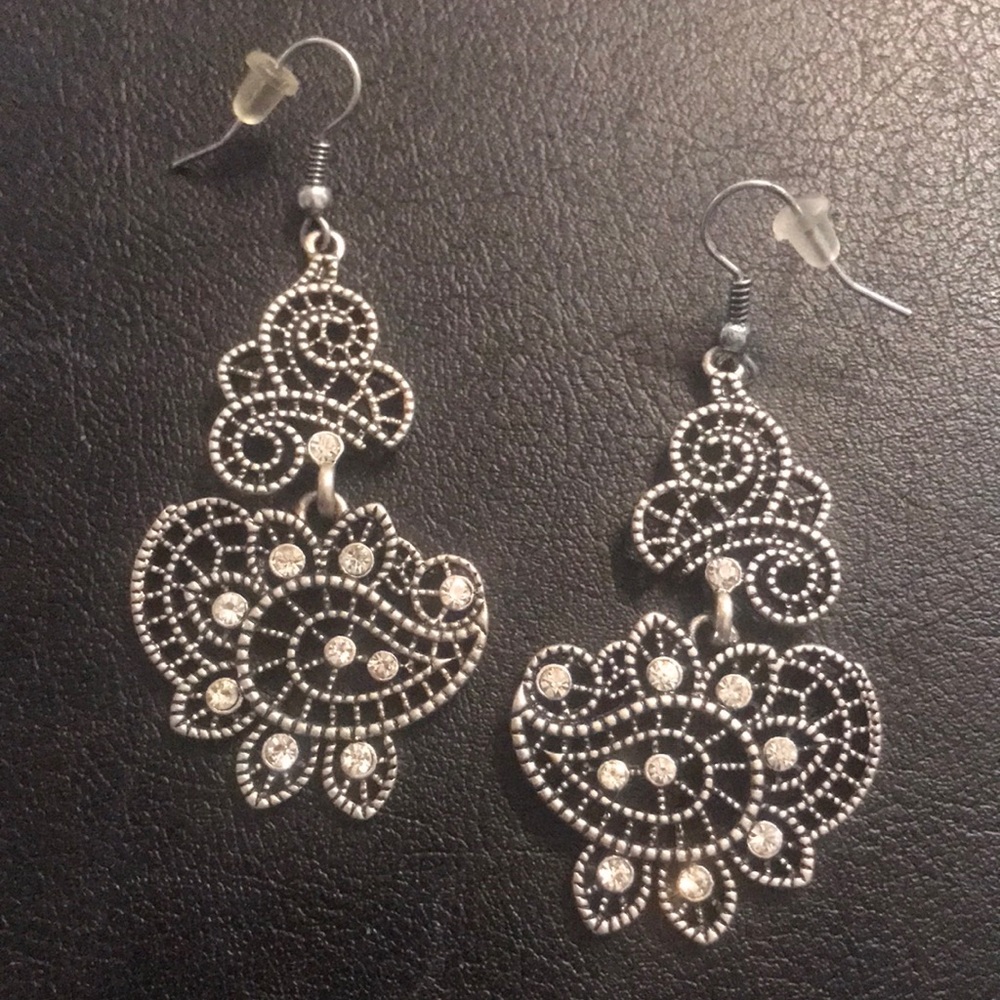 Black & silver Austrian crystal filigree earrings